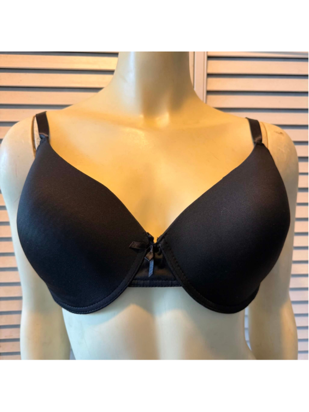 Women's Just Be Black Bra Size 40D